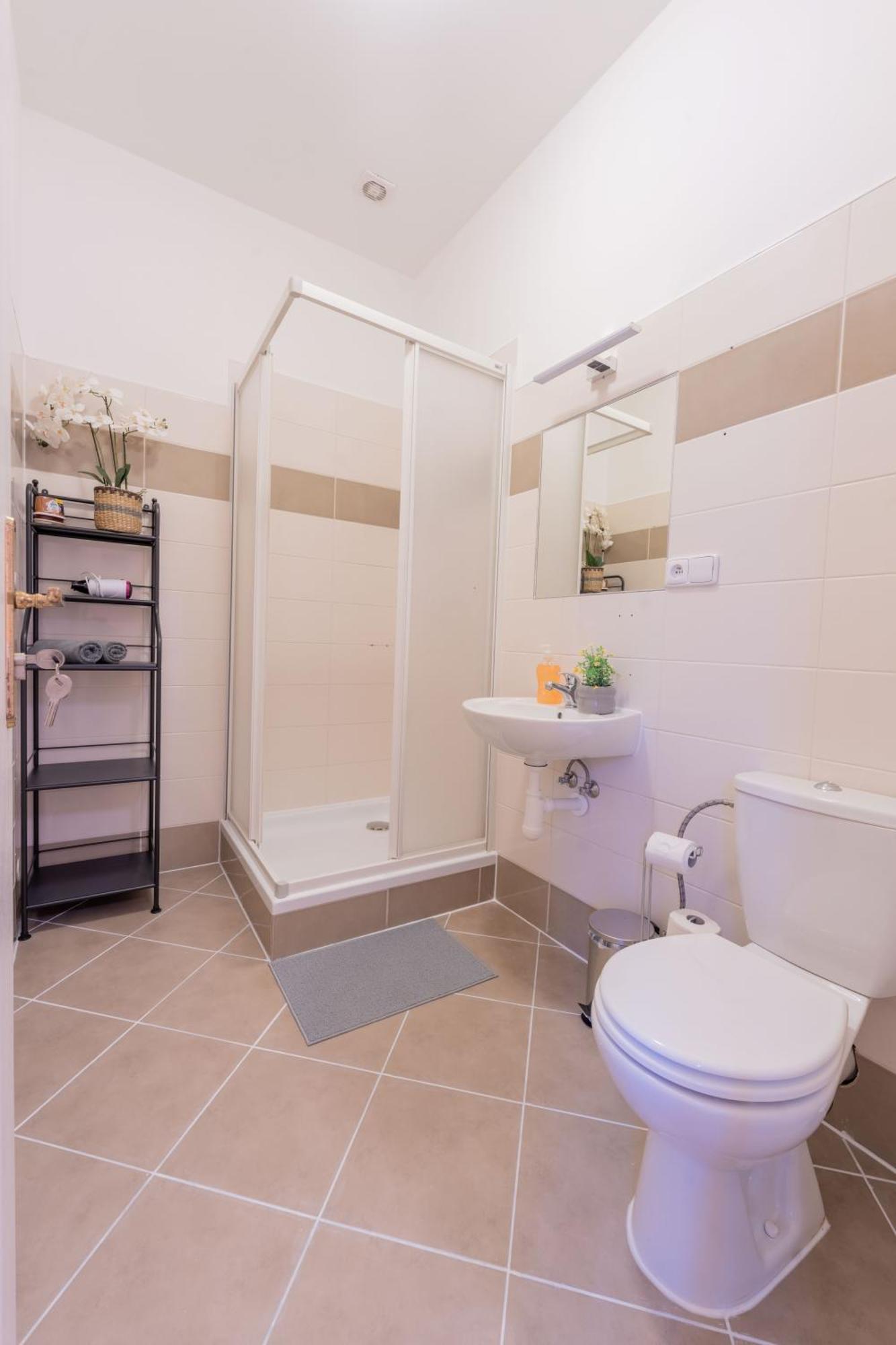 Stellar Female Hostel Πράγα Εξωτερικό φωτογραφία